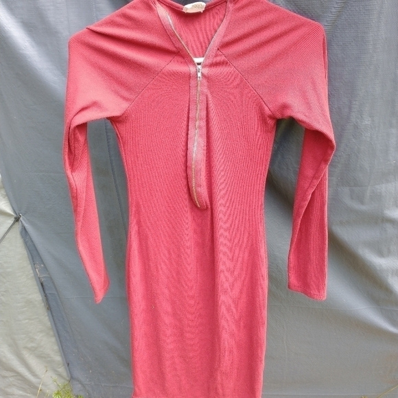 Women's b-sharp red zip stretch dress. Size L. - Picture 1 of 4